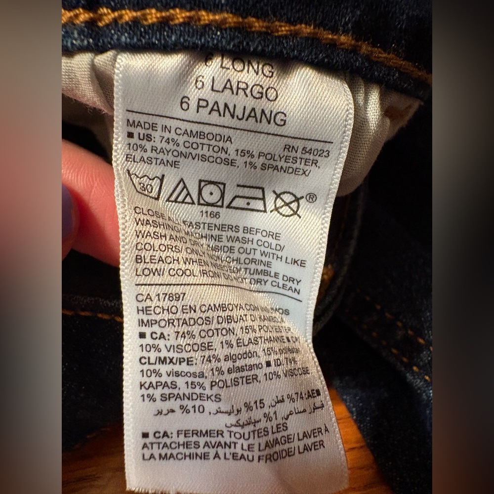 Womens Old Navy Dark Skinny Jeans size 6 Long - Picture 10 of 10